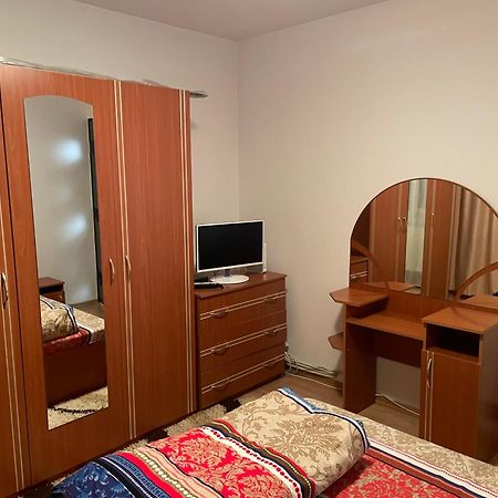 Apartament Petrosani Luaran gambar