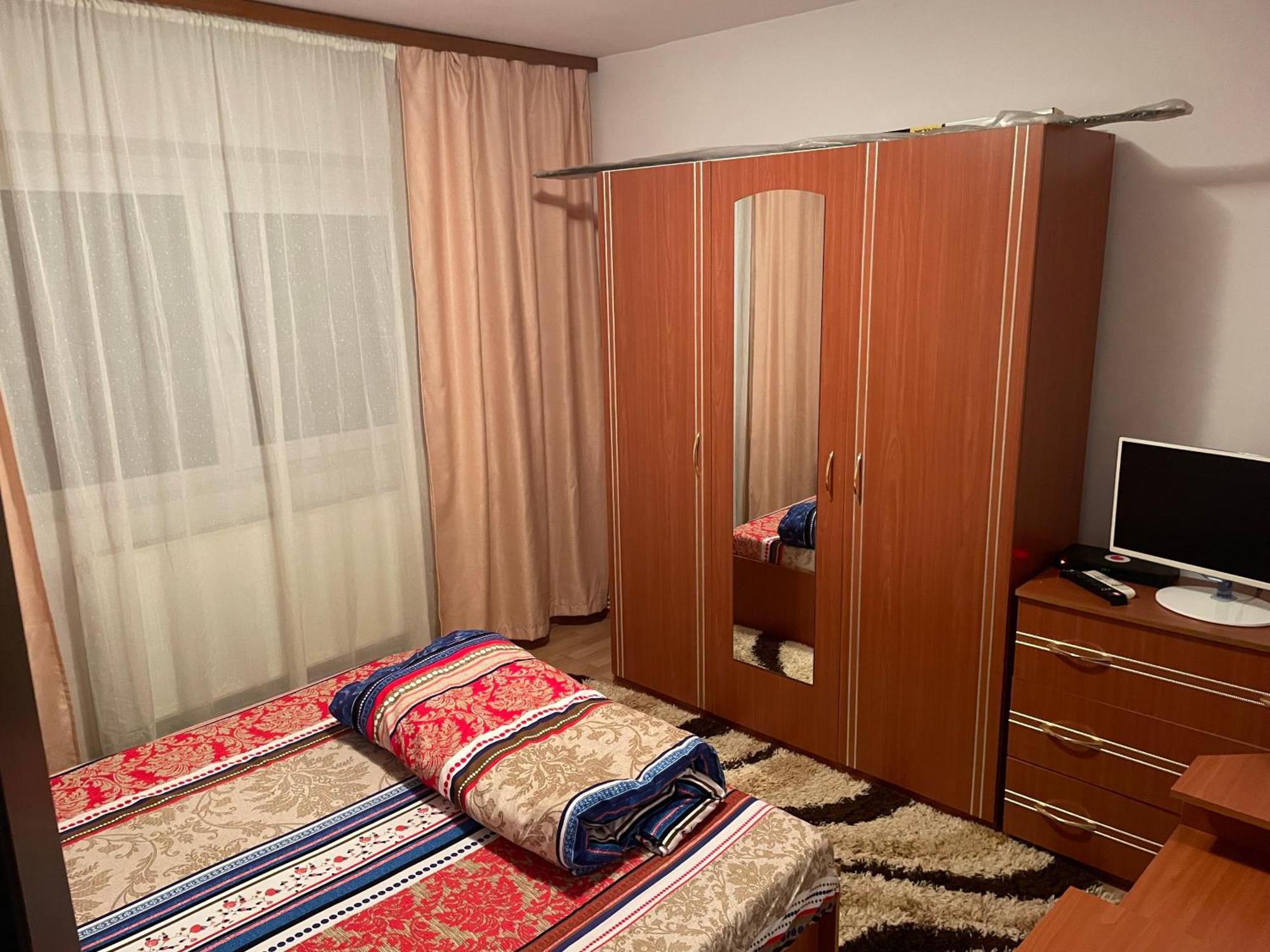 Apartament Petrosani Luaran gambar