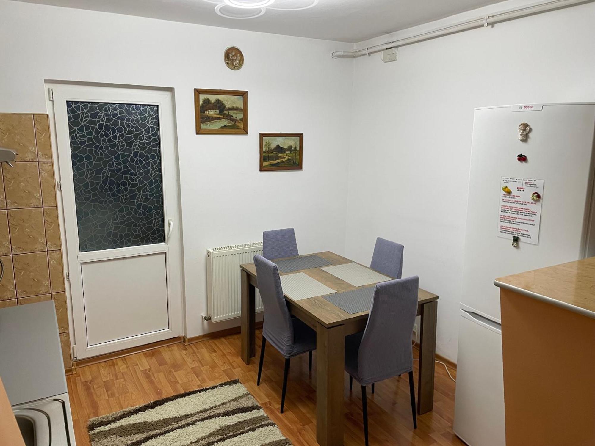 Apartament Petrosani Luaran gambar