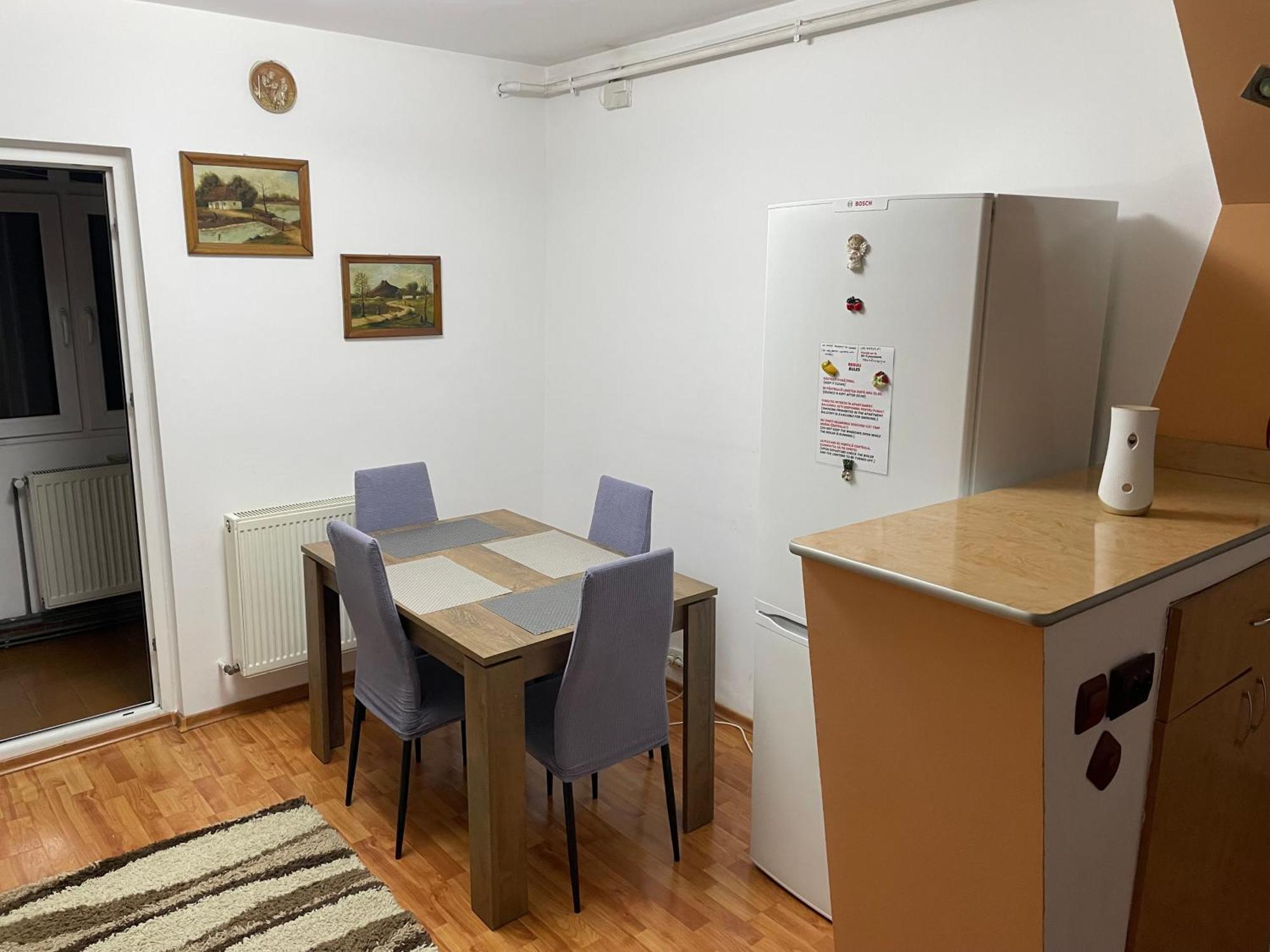 Apartament Petrosani Luaran gambar